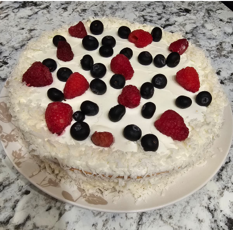 Floral buttercream cake